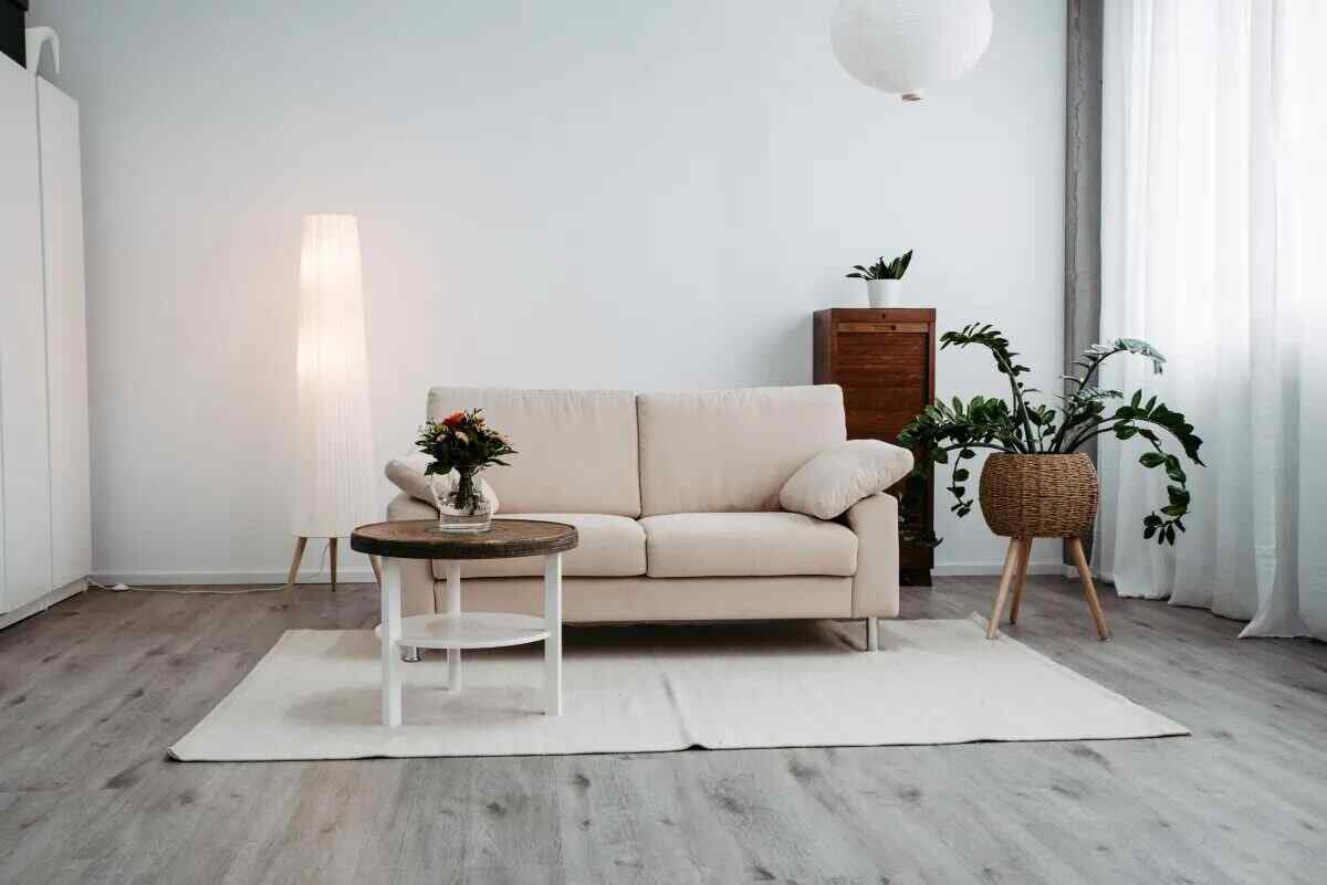 MIIO Mietstudio Karlsruhe - Professionelles Tageslichtstudio mit 4-5m hohen Decken, Klimaanlage und kostenlosem Parkplatz für Fotoshootings und Videoproduktion